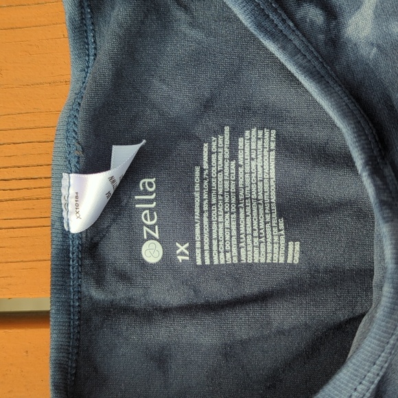 1X Zella LS Top - Picture 2 of 4